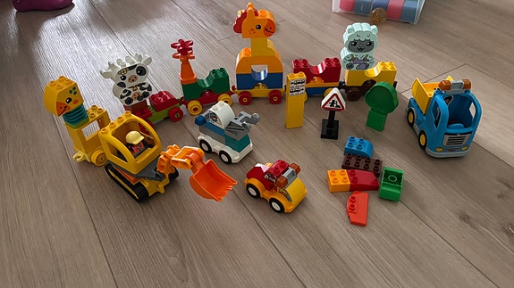 Duplo juna ja työkoneet