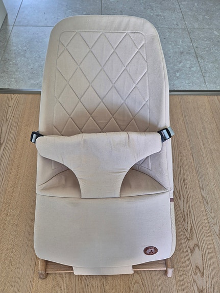 Vauvan sitteri / baby bouncer