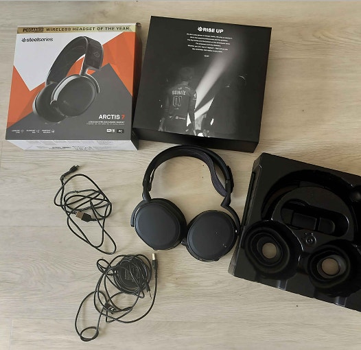Steelseries Arctis 7 Wireless Kuulokkeet