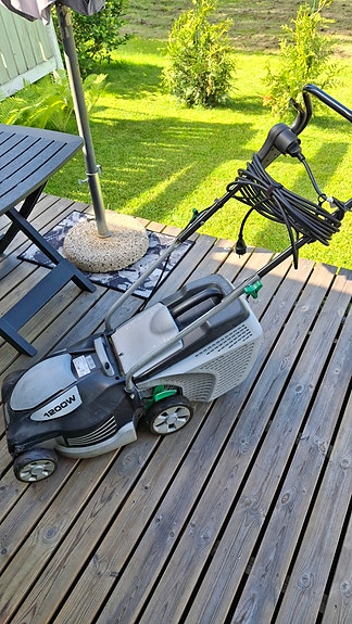 McCulloch sähkökäyttöinen ruohonleikkuri 1200w