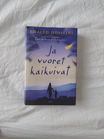 Khaled Hosseini: Ja vuoret kaikuivat kovakantinen kirja