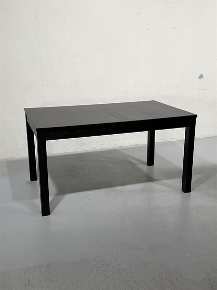 Ikea Bjursta ruokapöytä 140x84 jatkopaloilla