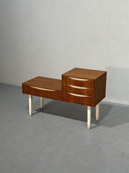 Retro puhelinpöytä teak