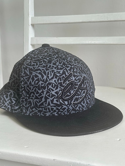 éS Skateboards Flexfit 210 Fitted lippis