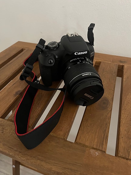 Canon EOS 2000D kameratarvike paketti
