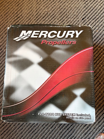 Mercury Black Max alumiinipotkuri 9.25 x 10 3RH