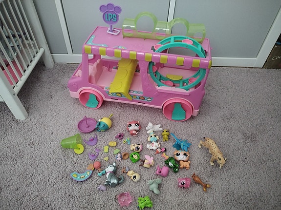LPS auto ja figuurit