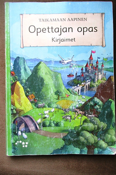 Taikamaan aapinen. Opettajan opas