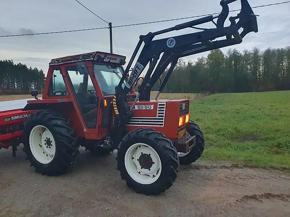 Traktori FIAT 65-90 Hyvä yksilö Sis alv
