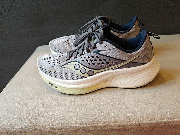Saucony ride 17 koko 38,5