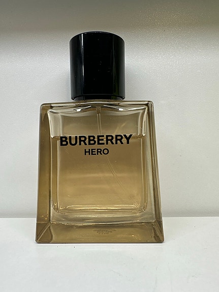 Burberry Hero eau de toilette 50 ml miesten hajuvesi