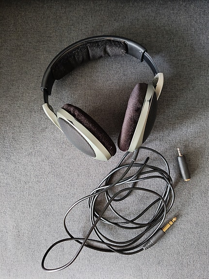 Sennheiser HD 555 kuulokkeet