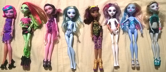 Monster High nukkeja