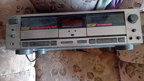 JVC kasettidekki