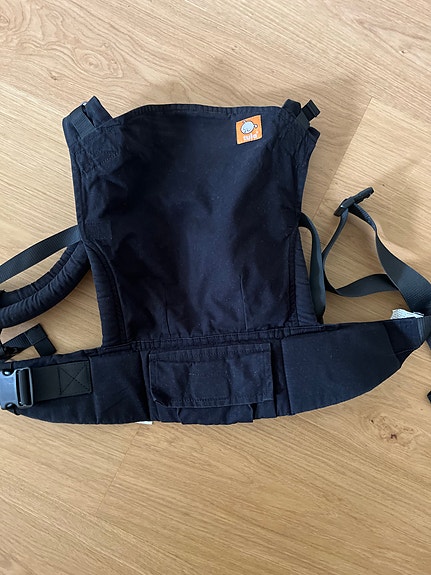 Tula baby carrier kantoreppu musta