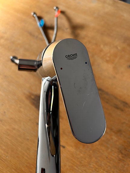 Grohe keittiöhana, apk-liitäntä