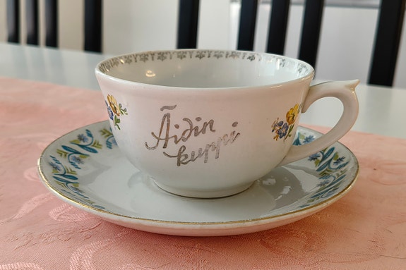 Vanha Arabian äidin kuppi