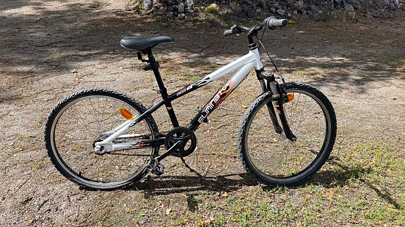 Insera Eliminator lasten maastopyörä 24"