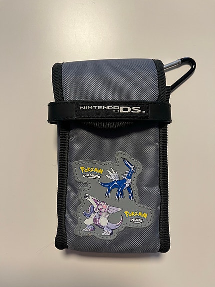 Nintendo DS Switch N Carry Pokemon -suojakotelo harmaa