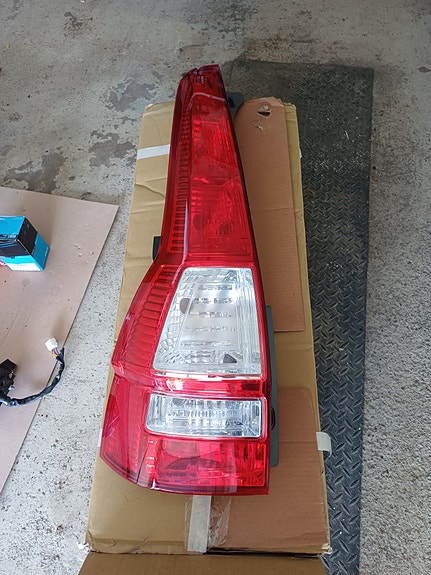 Honda Cr-v osia