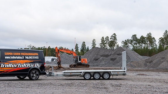HULCO TERRAX 3-aks. 3500 kg LK (394 x 180 cm)