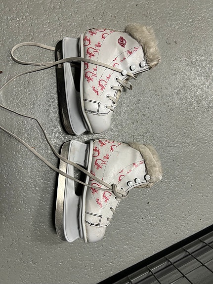 Children’s skates 30