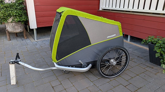 Croozer Dog Jokke koiraperäkärry isolle koiralle