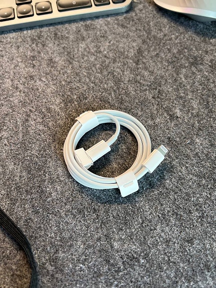 USB C - Lightning lataus johto (alkuperäinen)
