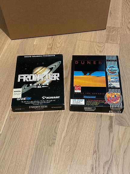 Elite II  (Amiga)