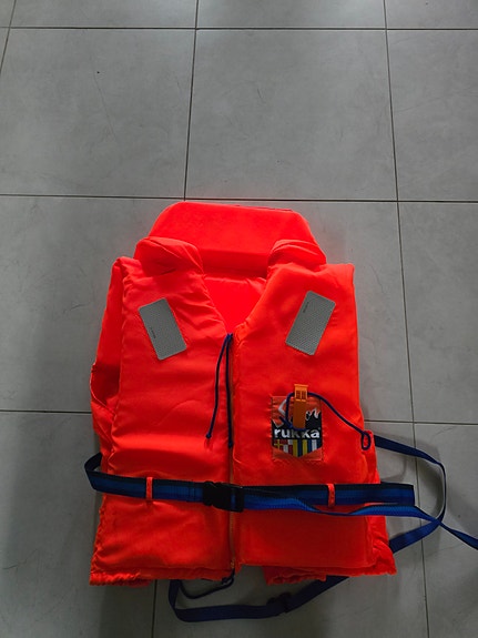 Rukka pelastusliivit 100kg