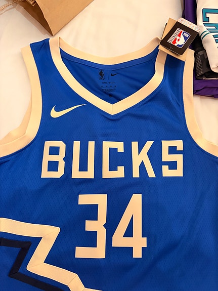 Nike, Bucks, Antetokounmpo 34 NBA -pelipaita