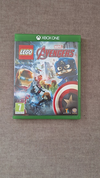 Lego Marvel Avengers -peli XBOX ONE
