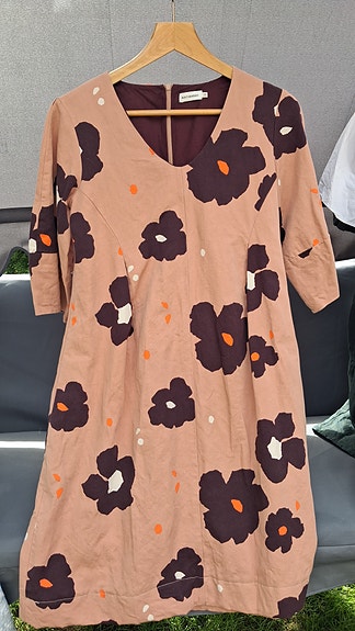 Margit lennokki mekko