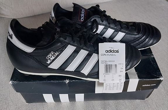 Adidas Copa mundial jalkapallokengät UUDET!