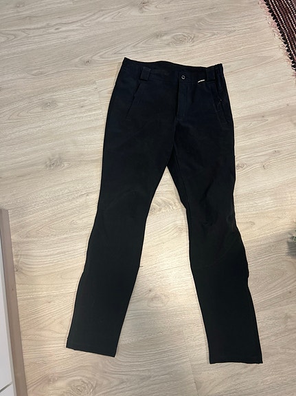Icepeak ulkoiluhousut koko 48 musta