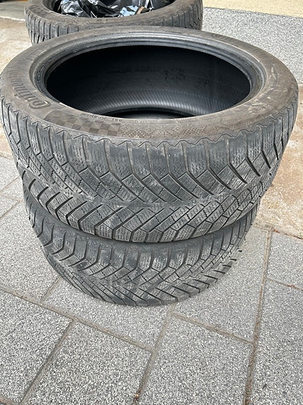 Kitkarenkaat continental 245/45/18