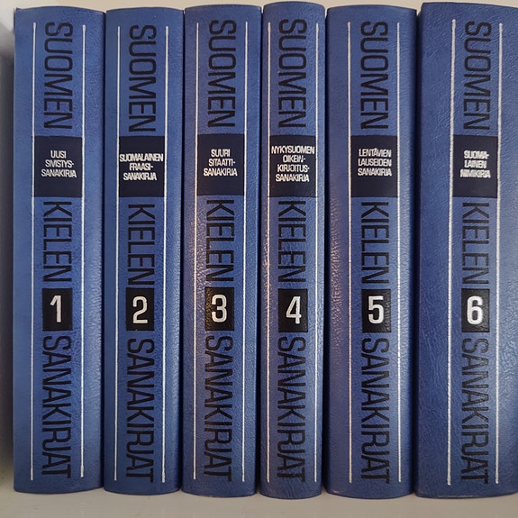 Suomen kielen sanakirjat 1–6 kirjasarja