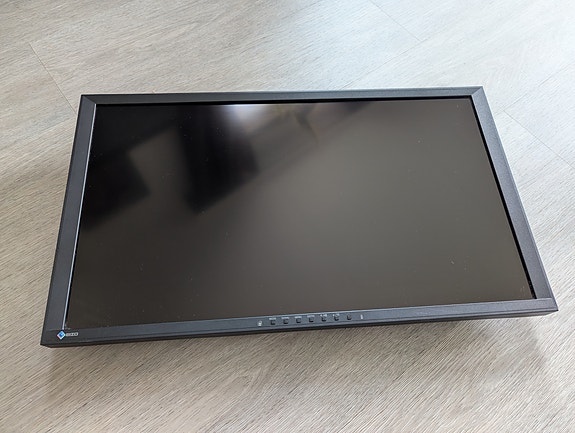 Eizo Foris FG2421 24" 120hz (240hz) näyttö