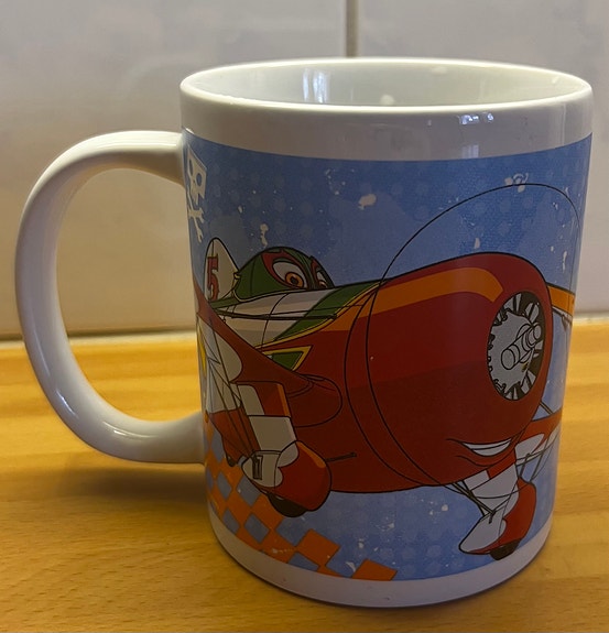 Disney lentsikat muki