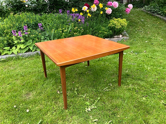 Teak sohvapöytä