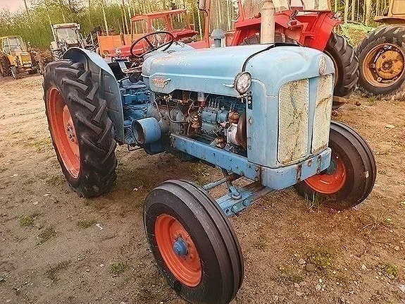 Traktori Fordson Major Ilman käsirahaa 69€ kk