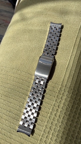 Miltat ranneke Seiko Marinemaster kelloon