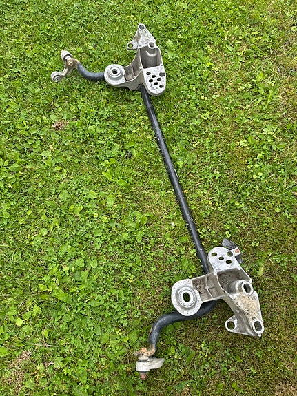 Audi A4 B5 kallistuksenvakaaja