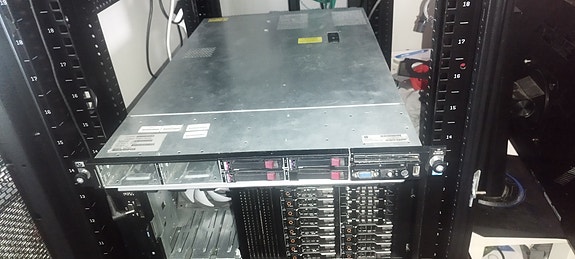 HP proliant DL360 GEN7 hyvä hiljainen serveri