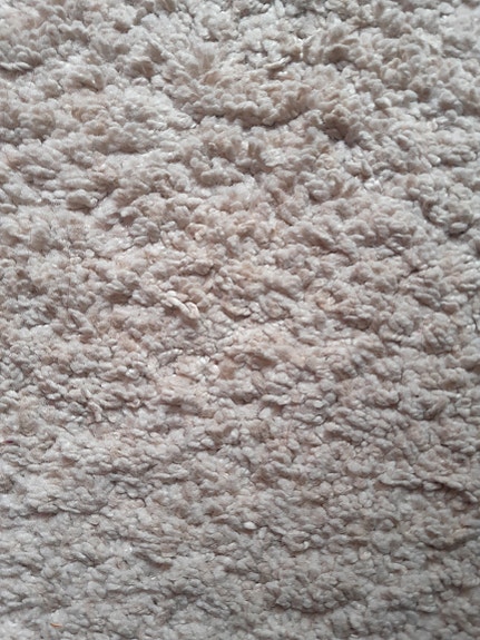 Beige nukka/ karva matto
