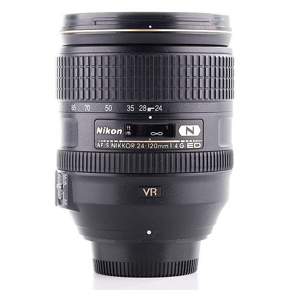 Nikon AF-S Nikkor 24-120mm f/4 G ED VR -objektiivi (käytetty)