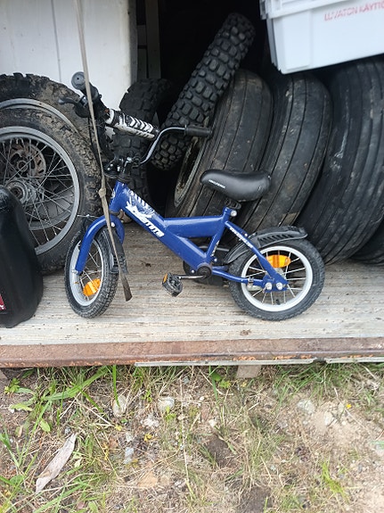 Lastenpyörä Bmx