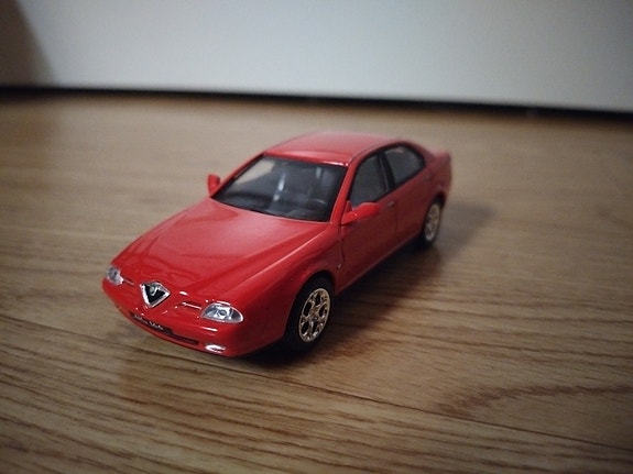 Alfa Romeo 164 -pienoismalli
