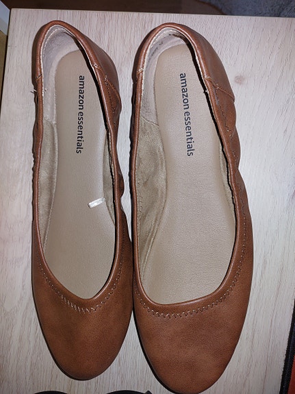 Amazon Essentials ballerinat nahkaa koko 42 ruskea