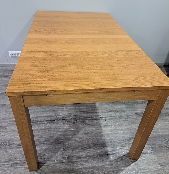 Ruokapöytä 140×84,5 cn+jatkopalat